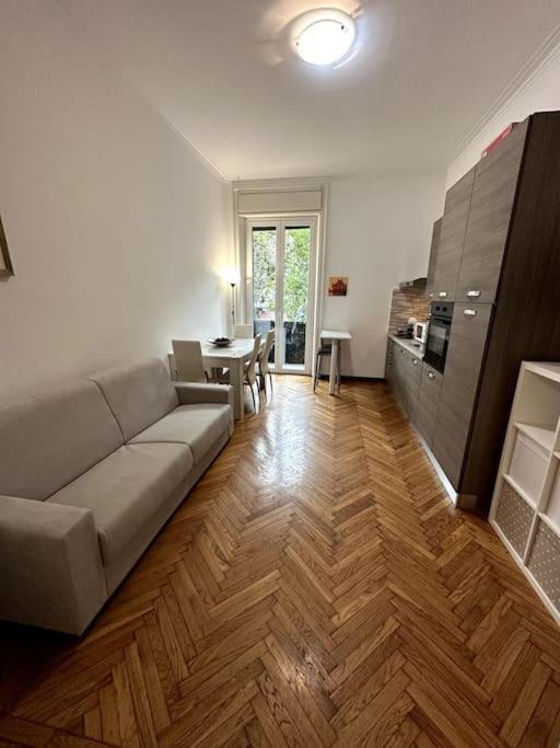 Greta'S Home A 15 Minuti Dal Duomo Milão Exterior foto